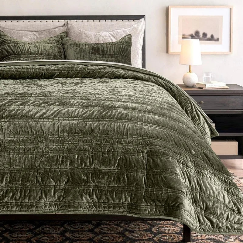 Velvet Quilt Bedspread