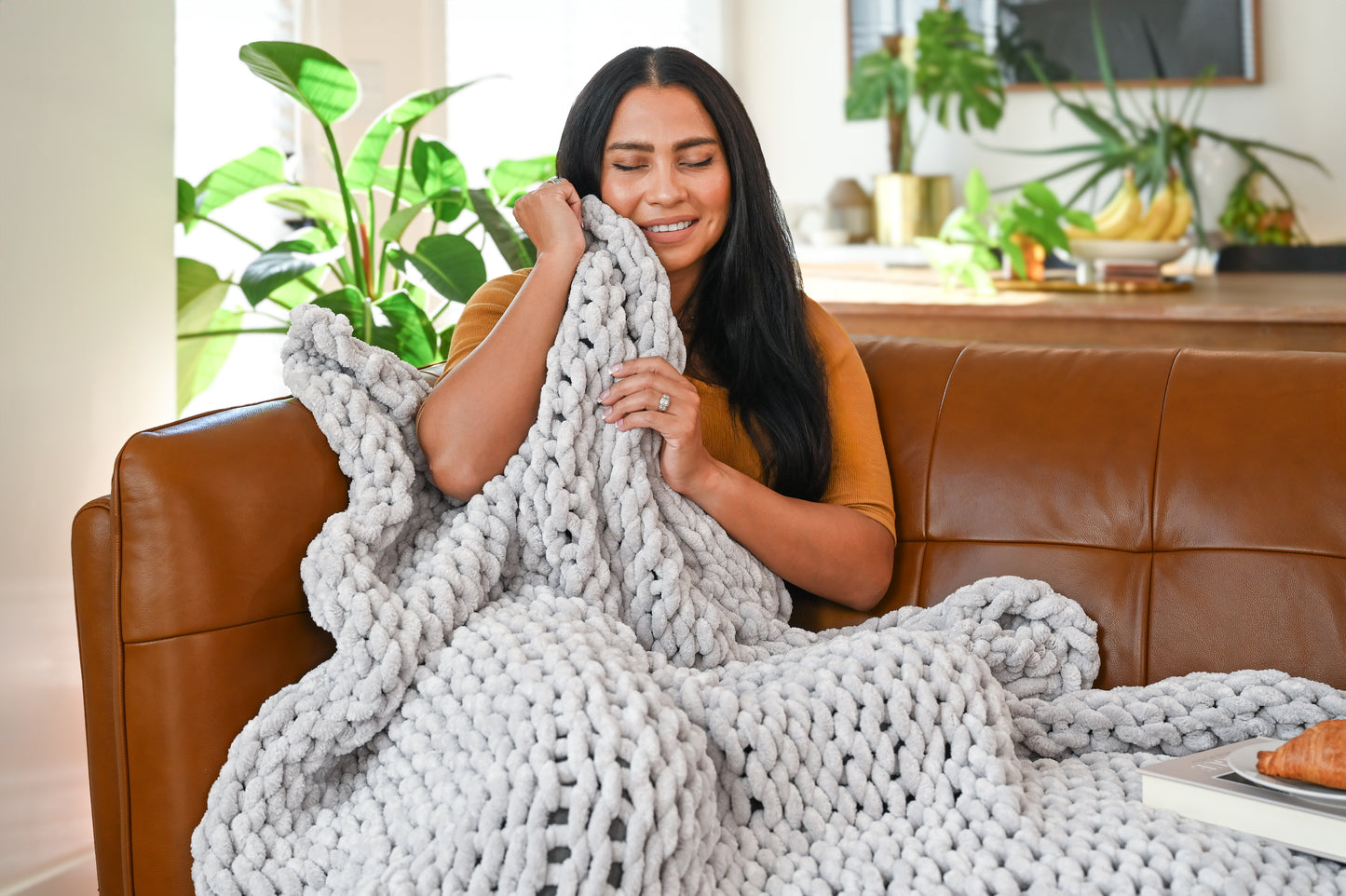 Willa and Belle 50"x60" Tighter Chunky Knit Throw Blanket