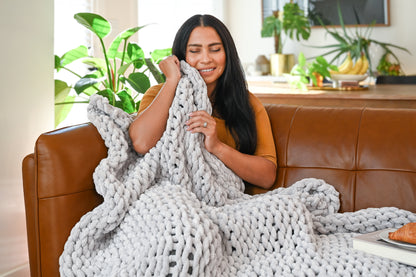 Willa and Belle 50"x60" Tighter Chunky Knit Throw Blanket